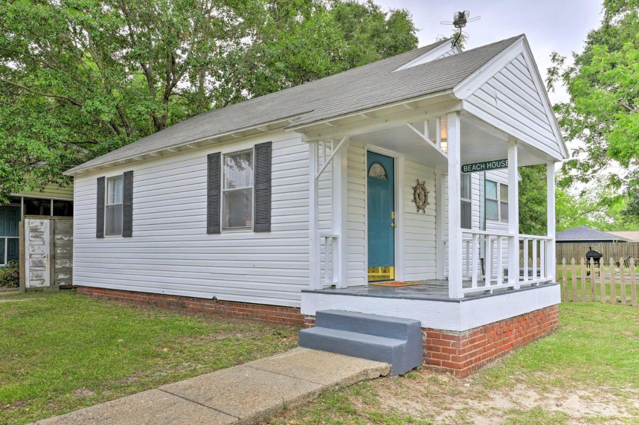 With Deck And Grill, Walk To Beach! * Gulfport
